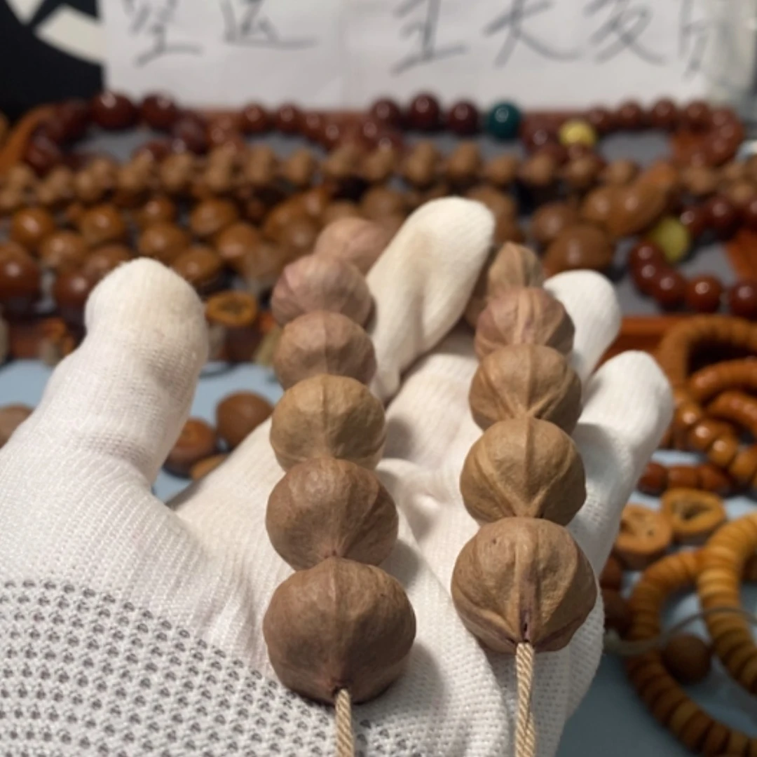 【闪购商品】橄榄核手串王*1281精品短圆4花12颗