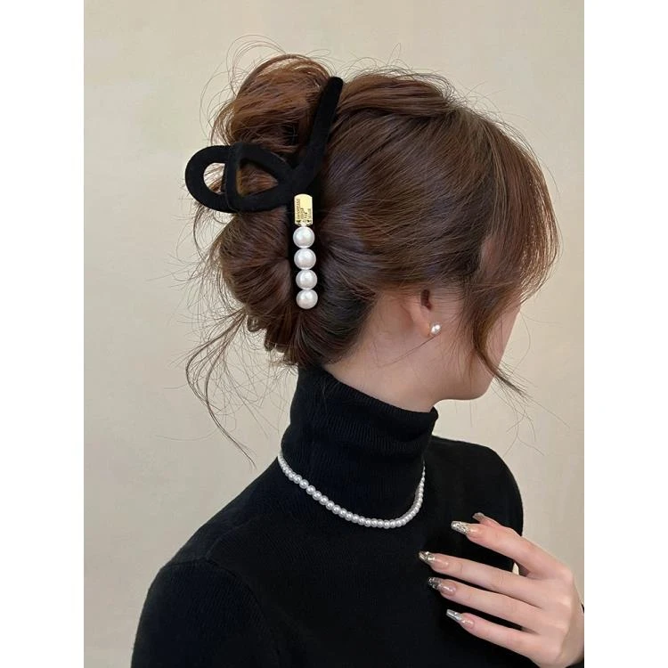 抓夹大号丝绒女2023新款发夹女后脑勺发抓夹子磨砂鲨鱼夹高级感秋