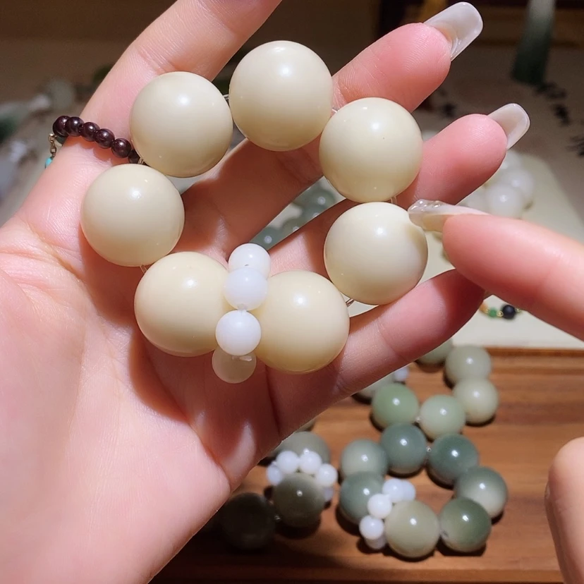 【闪购商品】白玉菩提吊坠