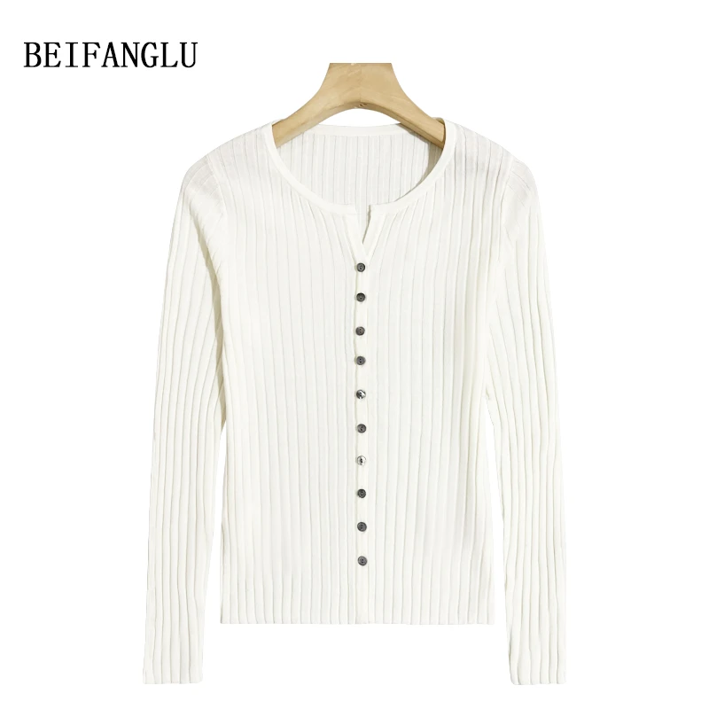 北方鹿早春修身显瘦新款简约休闲小V领坑条纹羊毛针织衫5570