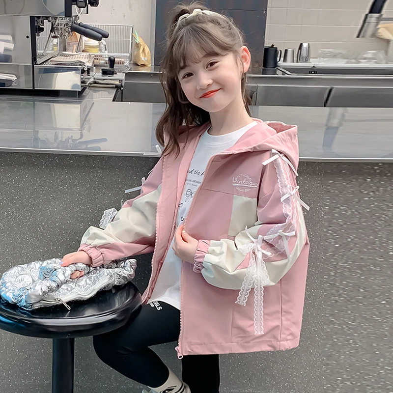 女童外套2025新款秋装儿童洋气时髦连帽冲锋衣春秋款女孩网红上衣