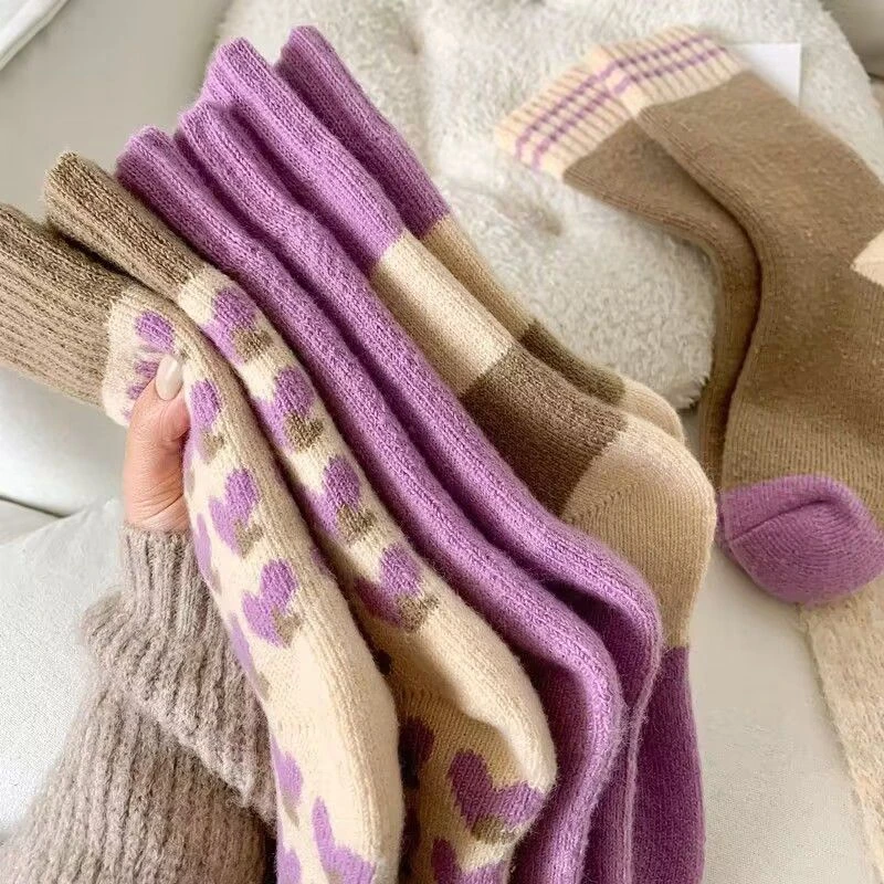 毛绒防寒爱心保暖袜加厚款袜子女中筒袜毛圈袜超厚纯色秋冬款YC