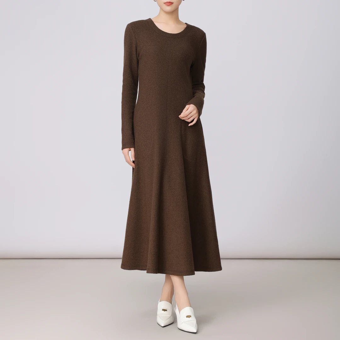 GIRDEAR/哥弟秋冬显瘦绵羊毛慵懒松弛圆领长袖气质连衣裙-1500544