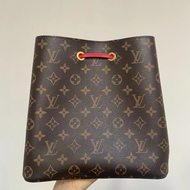 95新 LouisVuitton/路易威登 LV水桶包/wj12304