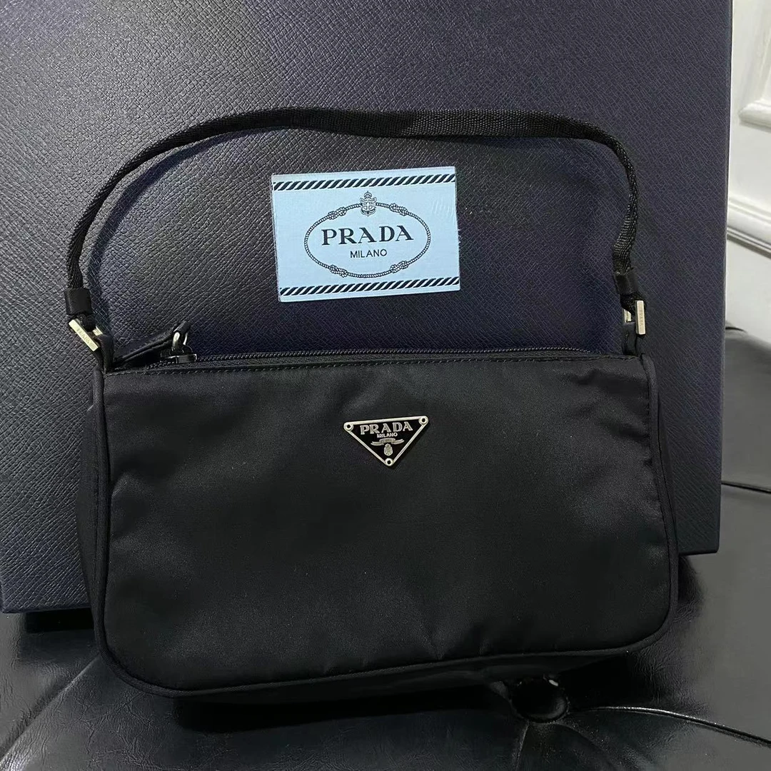 Prada/普拉达 单肩包 单肩包 hz6130/2409
