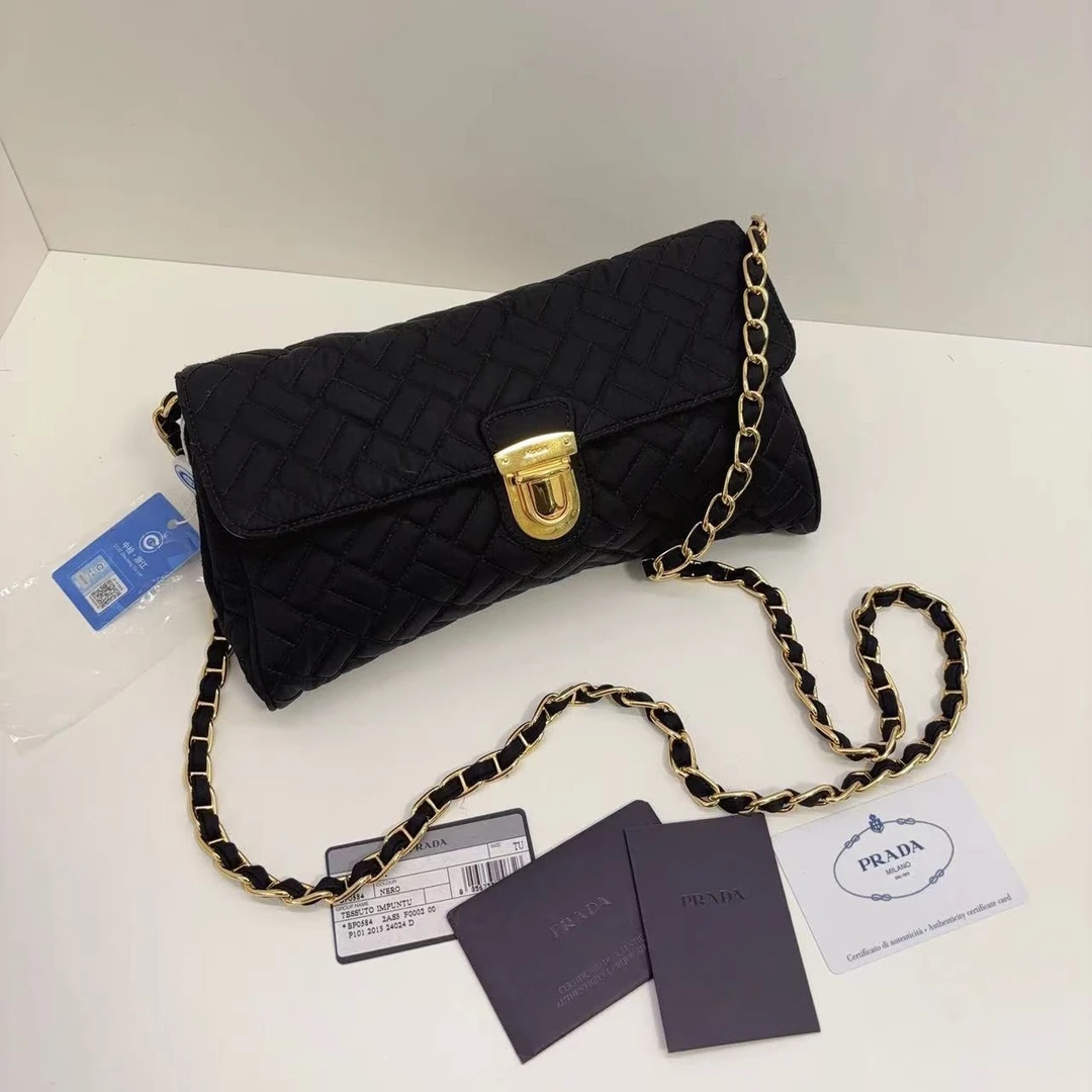 95新 Prada/普拉达 黑色单肩手提包/xm121905