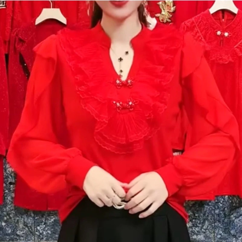 2025冬季新款时尚圆领气质蕾丝韩版潮长袖打底衫大码宽松气质遮肉