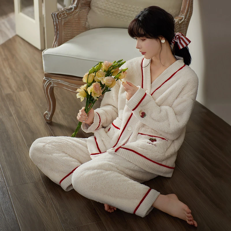 马克公主珊瑚绒睡衣女2024年新款冬可外穿家居服可爱保暖日系套装