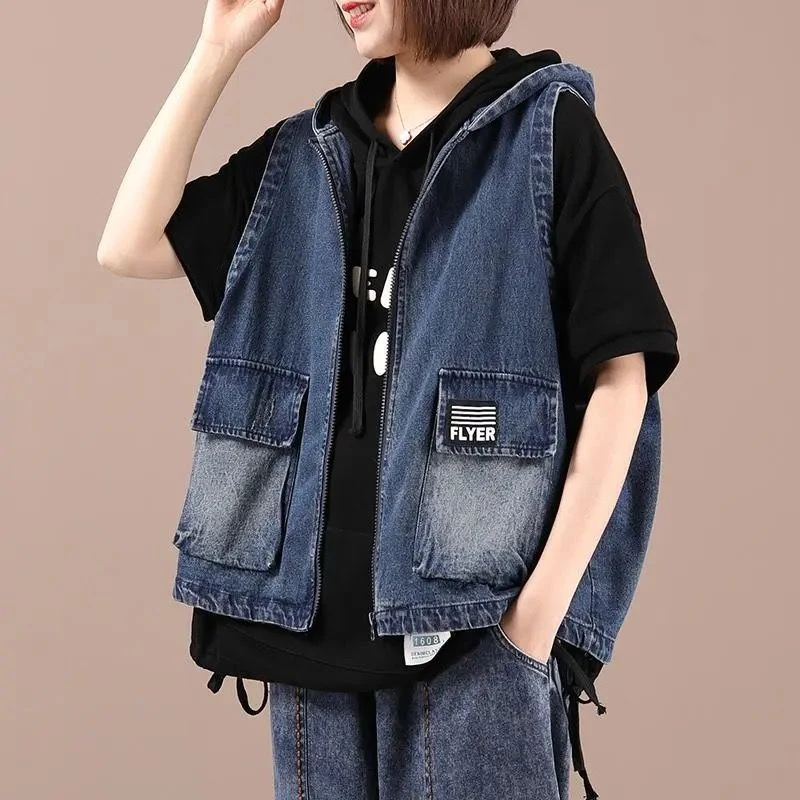 大码连帽牛仔马甲女2025春秋新款韩版宽松文艺洋气马夹拉链外套女