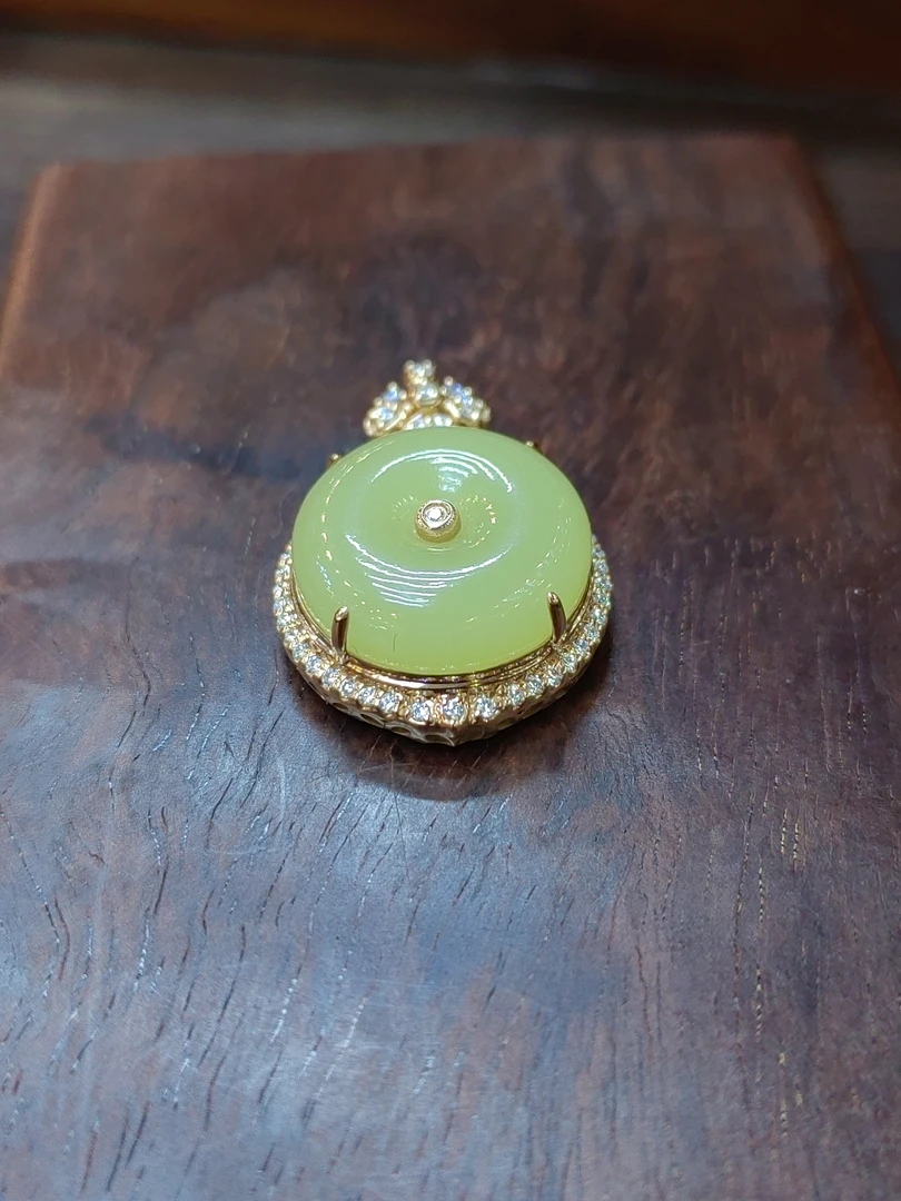 析木河磨玉椴树林料金镶玉吊坠时尚