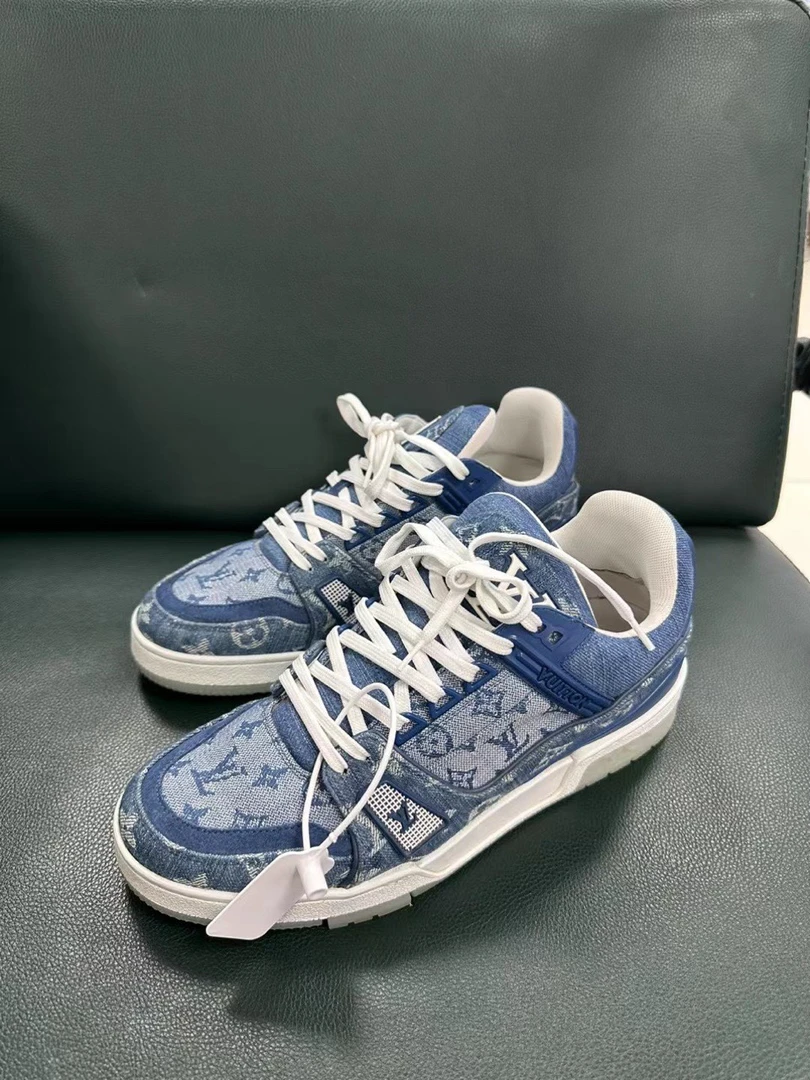 捡漏  运动鞋 lv trainer牛仔/40.5码/原盒配件#a4139