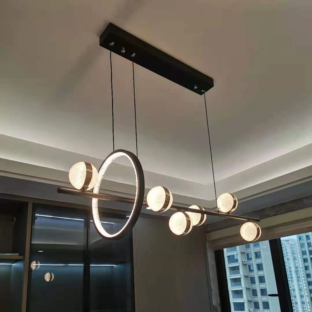 北欧现代简约设计时尚餐厅灯