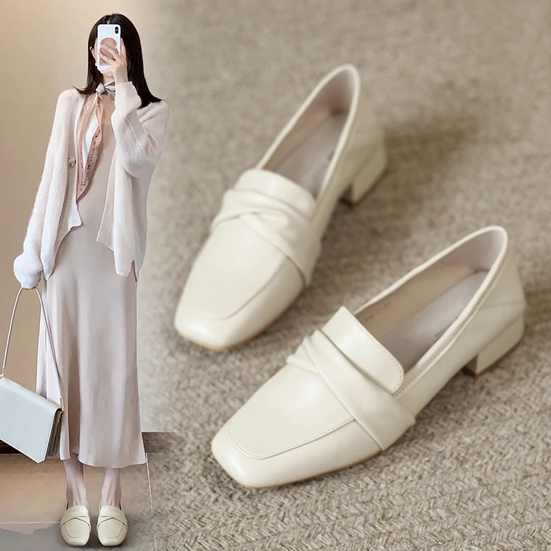 简约褶皱乐福鞋2025秋季新款真牛皮百搭舒适通勤单鞋女鞋