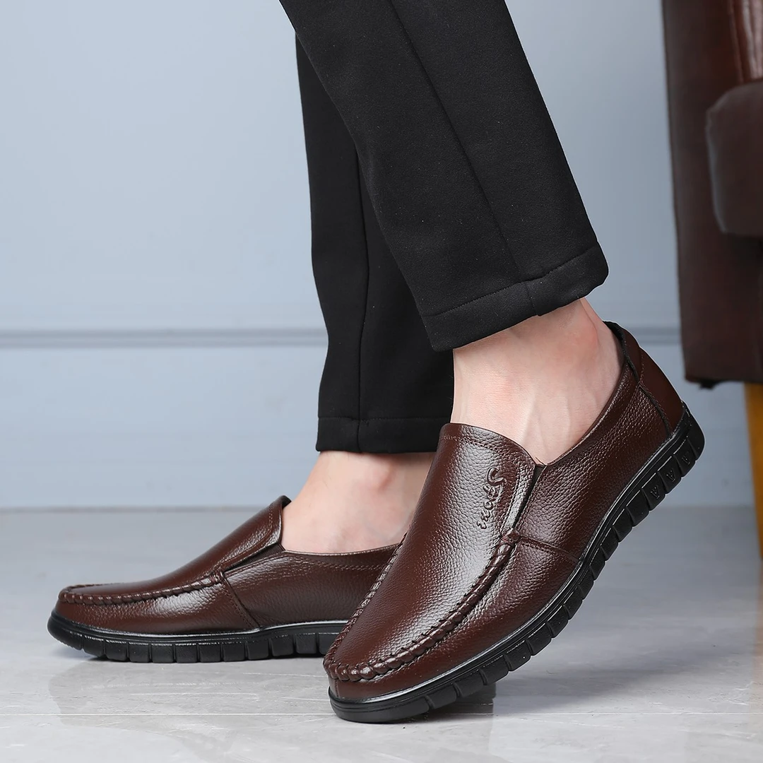 男士透气休闲鞋软皮2024商务潮流夏季软底皮鞋一脚新款男鞋休闲