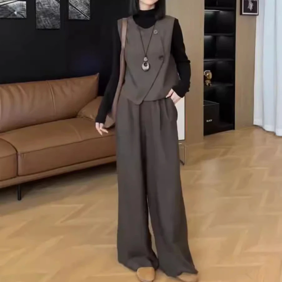 欧洲站网红爆款2024年洋气高端女士炸街潮流套装无袖马甲搭配裤子