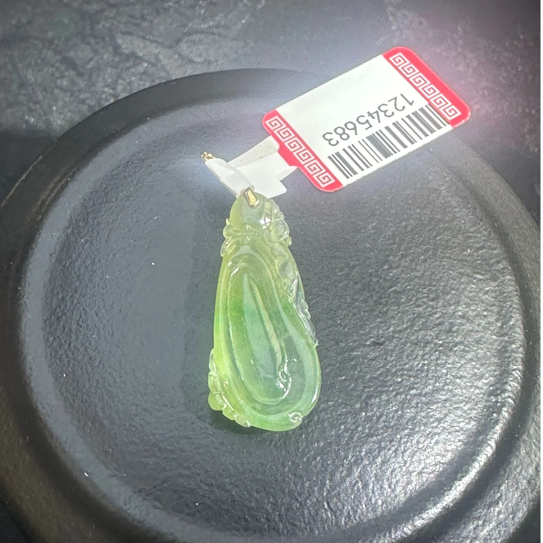 天然精美翡翠飘冰种通透吊坠气质女生挂件精雕飘绿