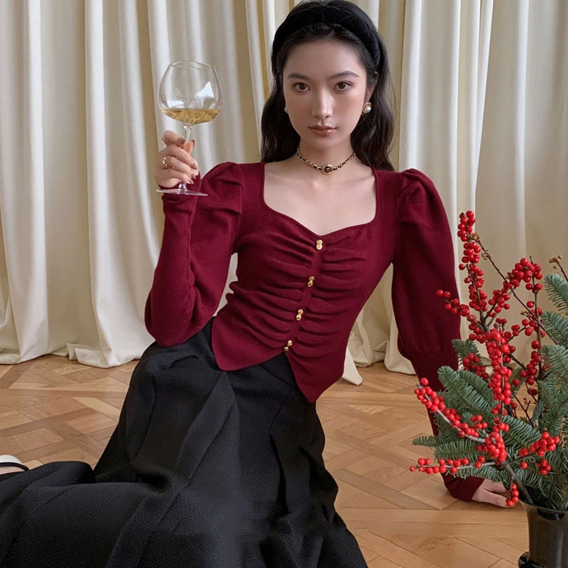 秋冬复古褶皱辣妹红色设计感方领长袖针织打底毛衣修身显瘦上衣女