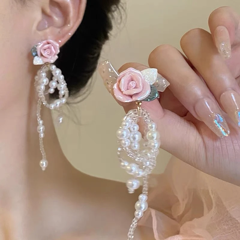 合金仿珍珠耳饰 粉色玫瑰花仿珍珠流苏耳环水晶串珠设计长款耳饰