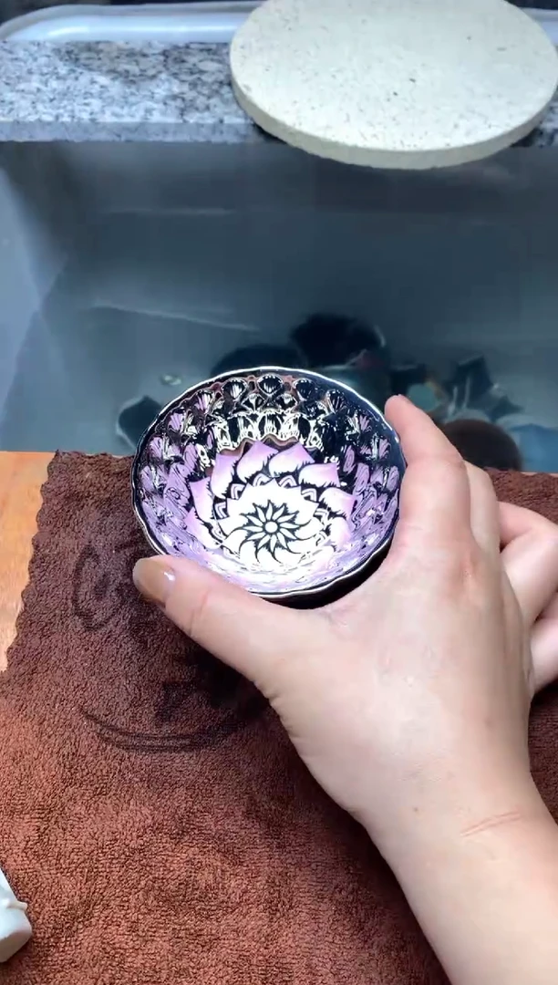 【闪购商品】瓷杯粉莲花