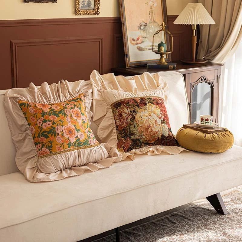 法式抱枕轻奢高级感复古床上浪漫装饰大荷叶边可拆洗抱枕套含芯