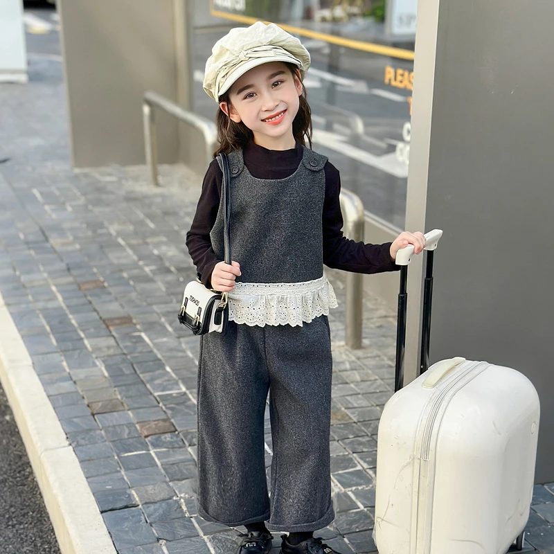 女童套装春秋装洋气儿童呢子马甲阔腿裤三件套小女孩宝宝2024新款