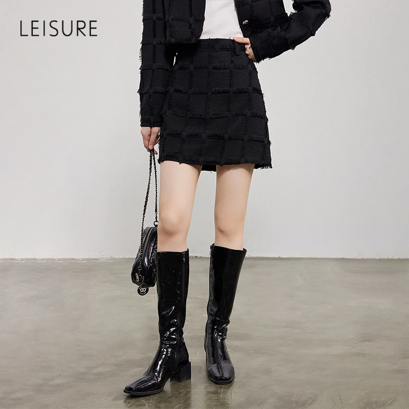 LEISURE丽雪2023春新品高级感小香风黑色韩系半身裙316482