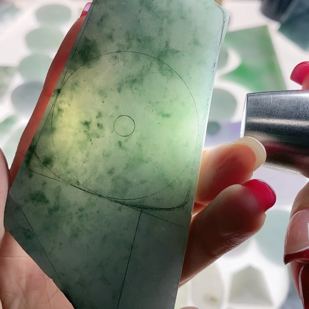 翡翠颈饰未镶嵌没*过天然翡翠材料饰品