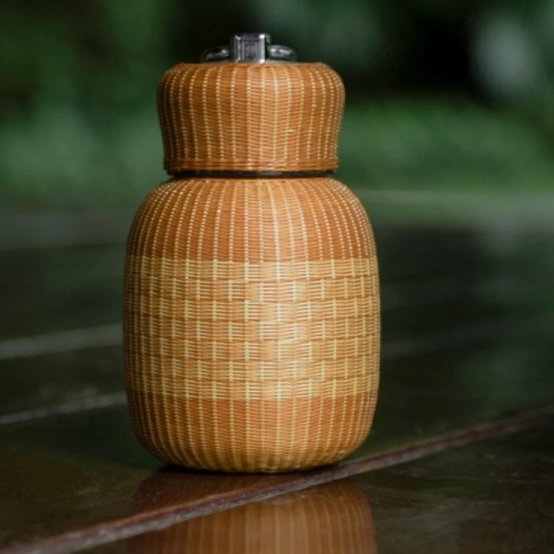 BZ002（邱师傅）非遗手工编全包带花竹丝保温杯220毫升