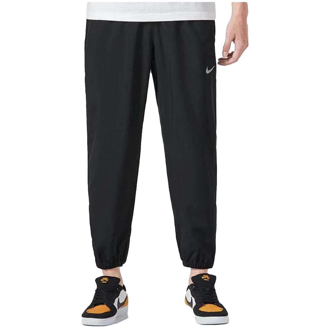 NIKE/耐克 男子户外透气夏季薄款梭织梭织运动裤FB7498010