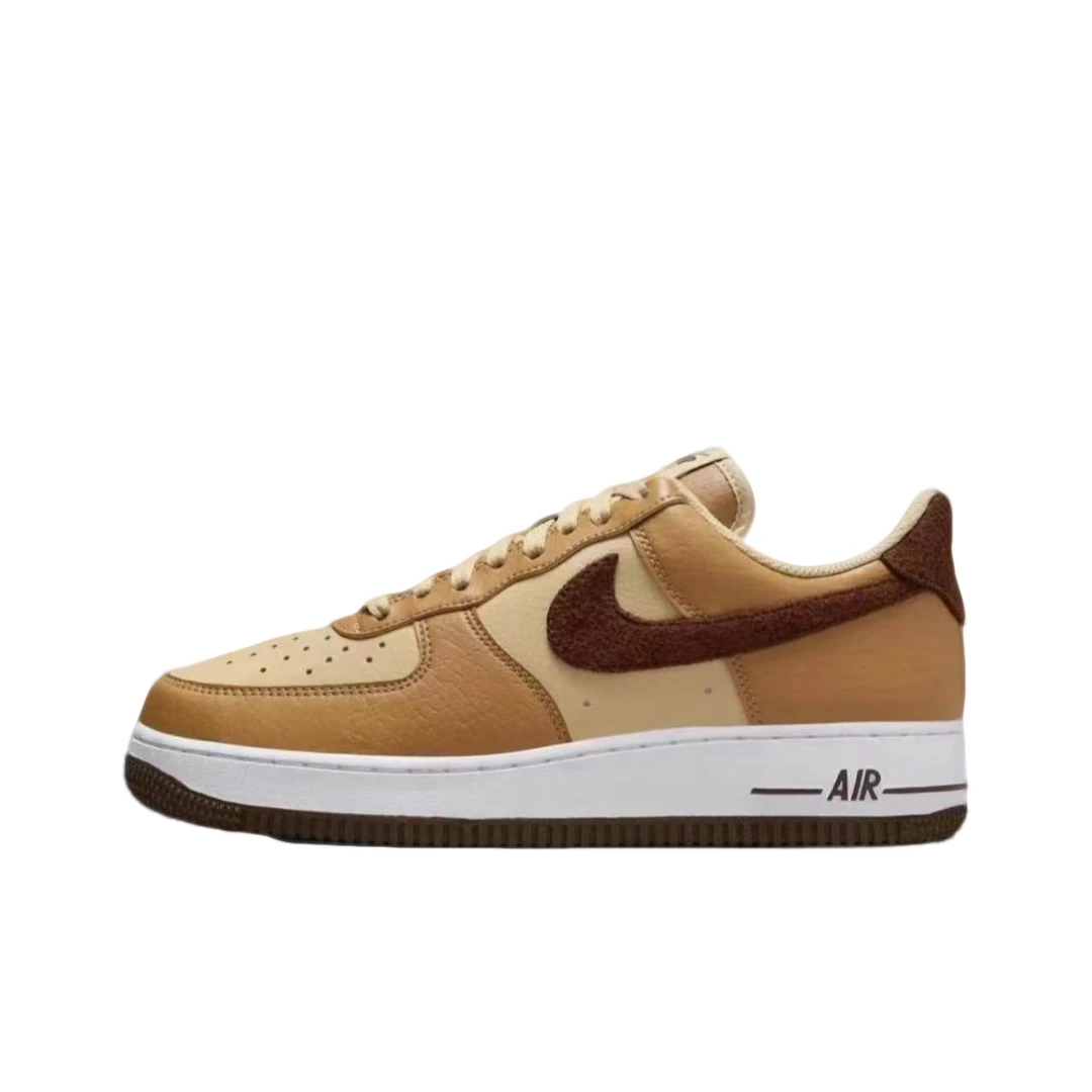 NIKE/耐克 AIR Force1女空军一号棕色低帮复古百搭板鞋HQ3905200
