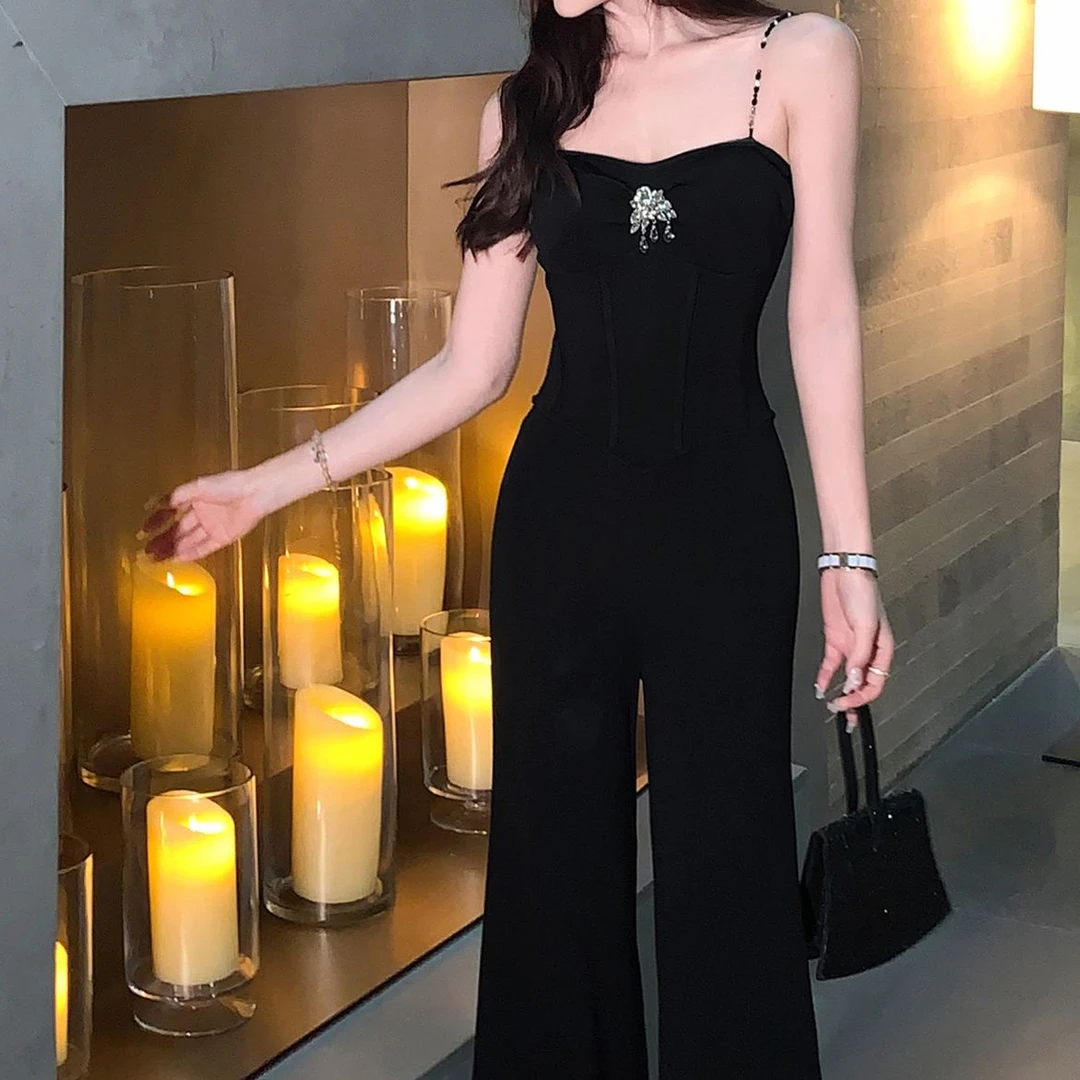 余潇潇【超模出街】性感时尚黑色阔腿优雅气质休闲连体裤女