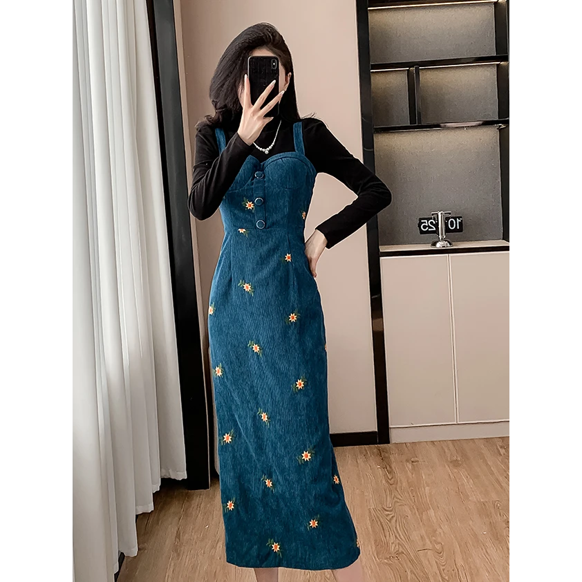 复古港风吊带连衣裙女秋季新款气质收腰显瘦长裙时尚轻奢女装5765