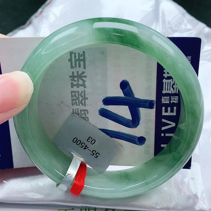 翡翠手镯未镶嵌缅甸天然a货翡翠手镯
