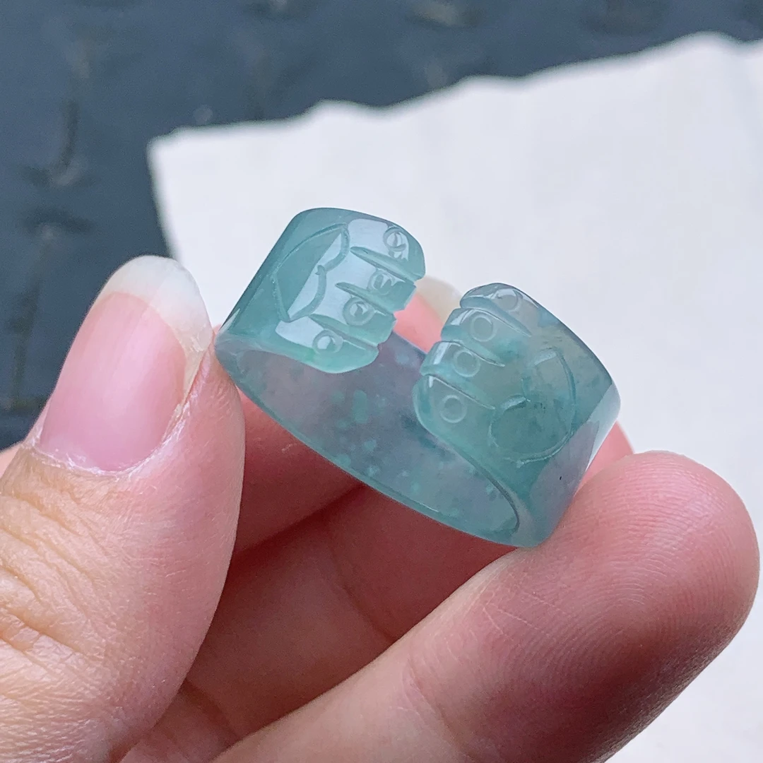 23号天然A货翡翠 内径20.4/9.7/2.2mm 冰蓝宽边猫爪戒指T408