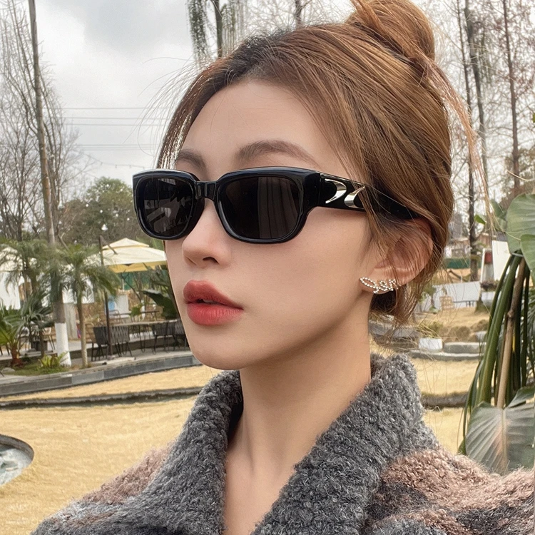 新款复古黑色墨镜女款潮方圆脸春夏凹造型时髦高级感太阳镜男款潮