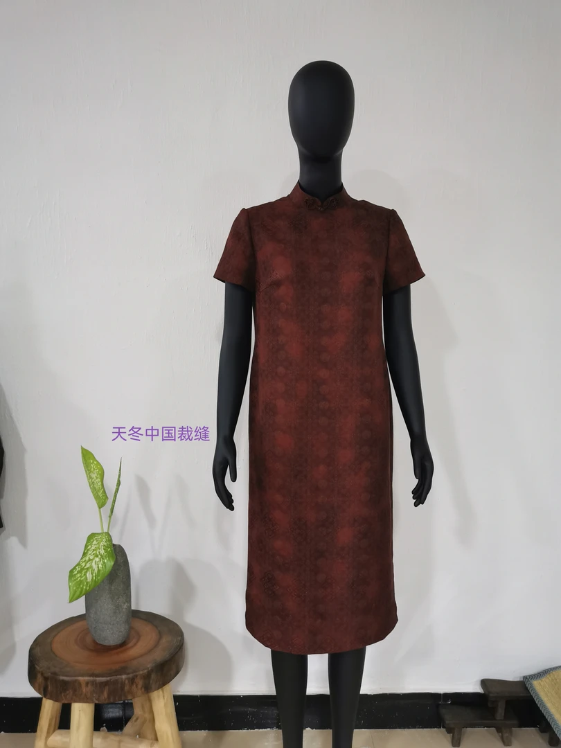 真丝改良旗袍手工盘扣定制