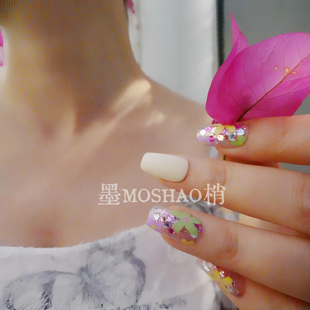 墨梢MOSHAO_【花信】春夏氛围感清爽马卡龙花花设计师款穿戴甲