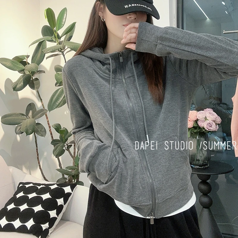 秋冬新品显瘦百搭纯色连帽长袖拉链外套灰色休闲外套女时尚ins