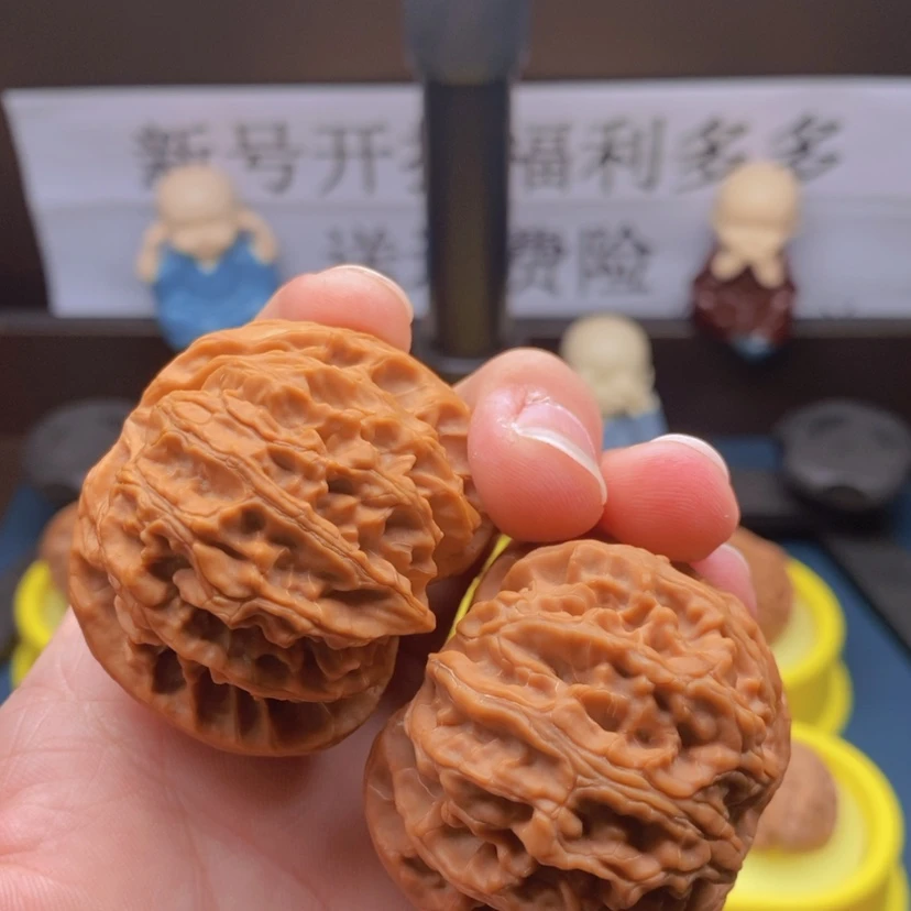 【闪购商品】文玩核桃吊坠会***猫44苹果园