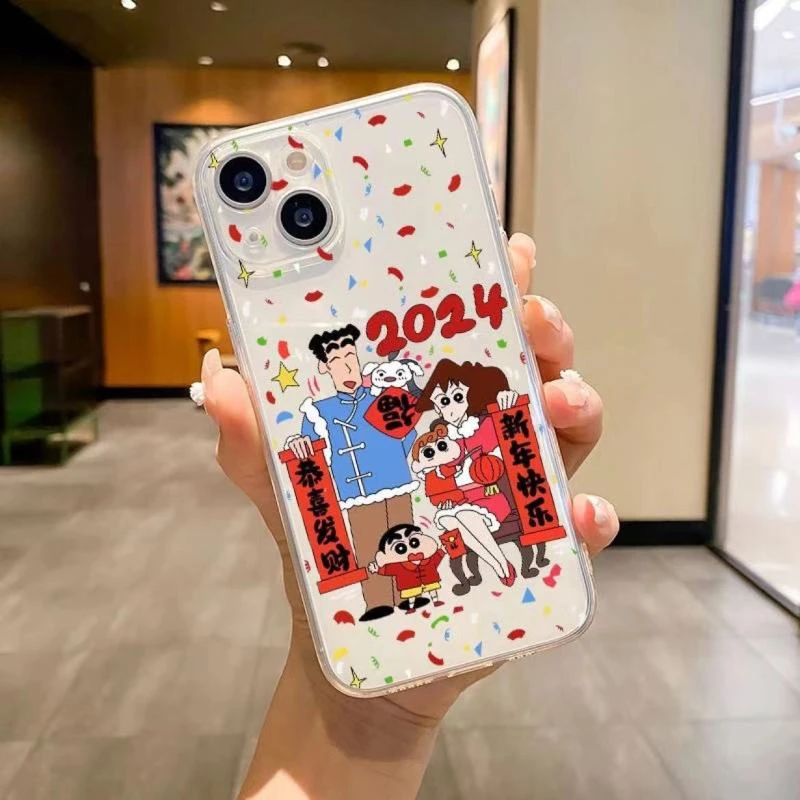2024新年快乐苹果13手机壳iPhone14pro恭喜发财15蜡笔小新max新款