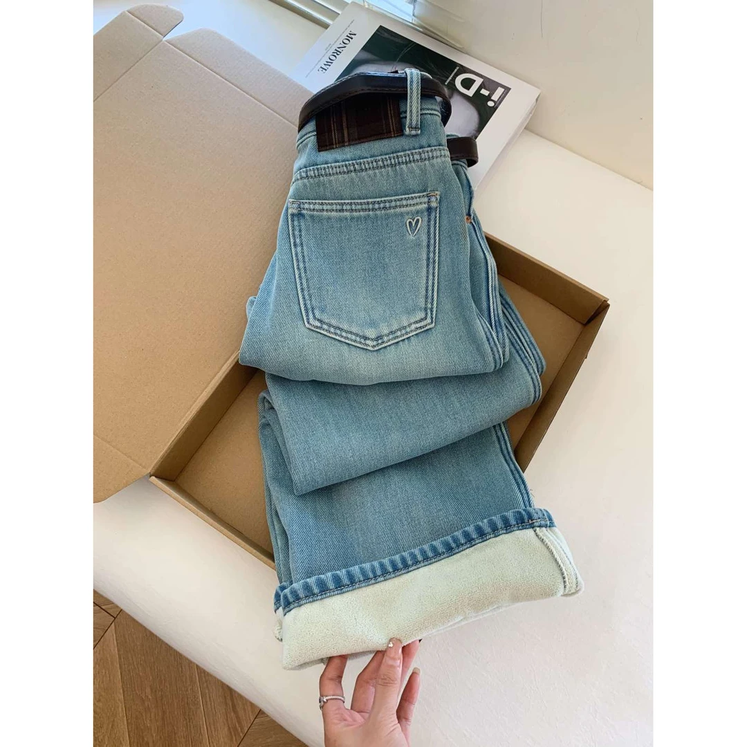 蓝色爱心刺绣加绒牛仔裤子女2024年秋冬新款显瘦直筒裤宽松阔腿裤