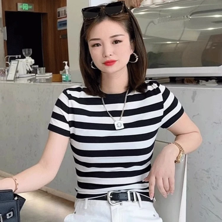 黑白撞色条纹T恤短袖女夏季2024新款修身显瘦圆领休闲百搭上衣女
