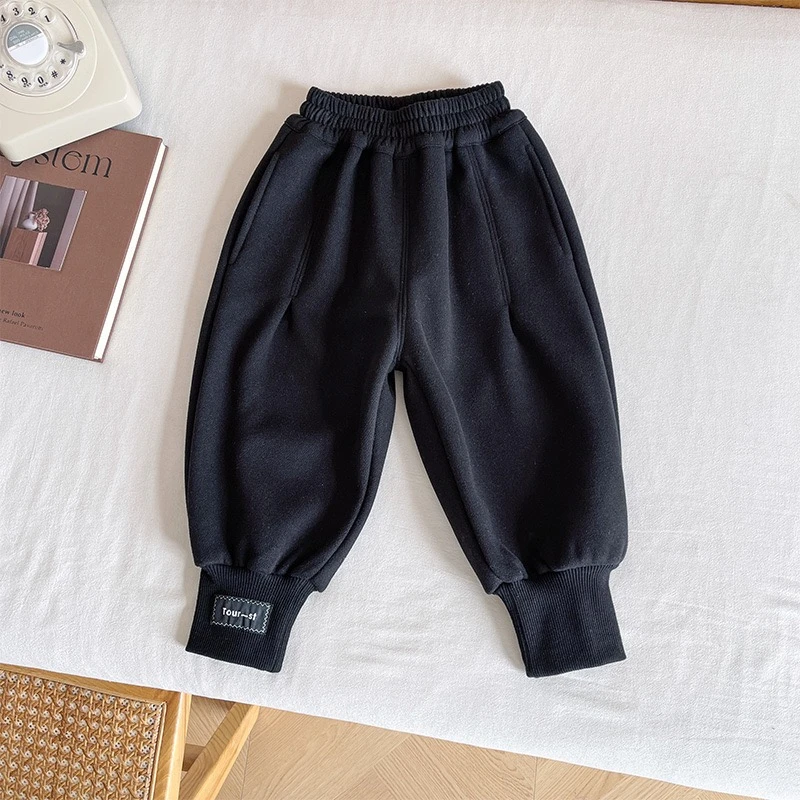 子航同款  冬季新款儿童韩版加绒贴标休闲字母长裤dk6020