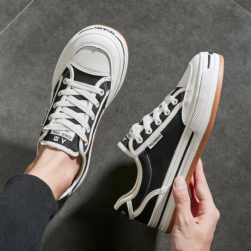 人本开口笑男鞋2025秋季新款潮流百搭男士帆布鞋黑色厚底运动板鞋