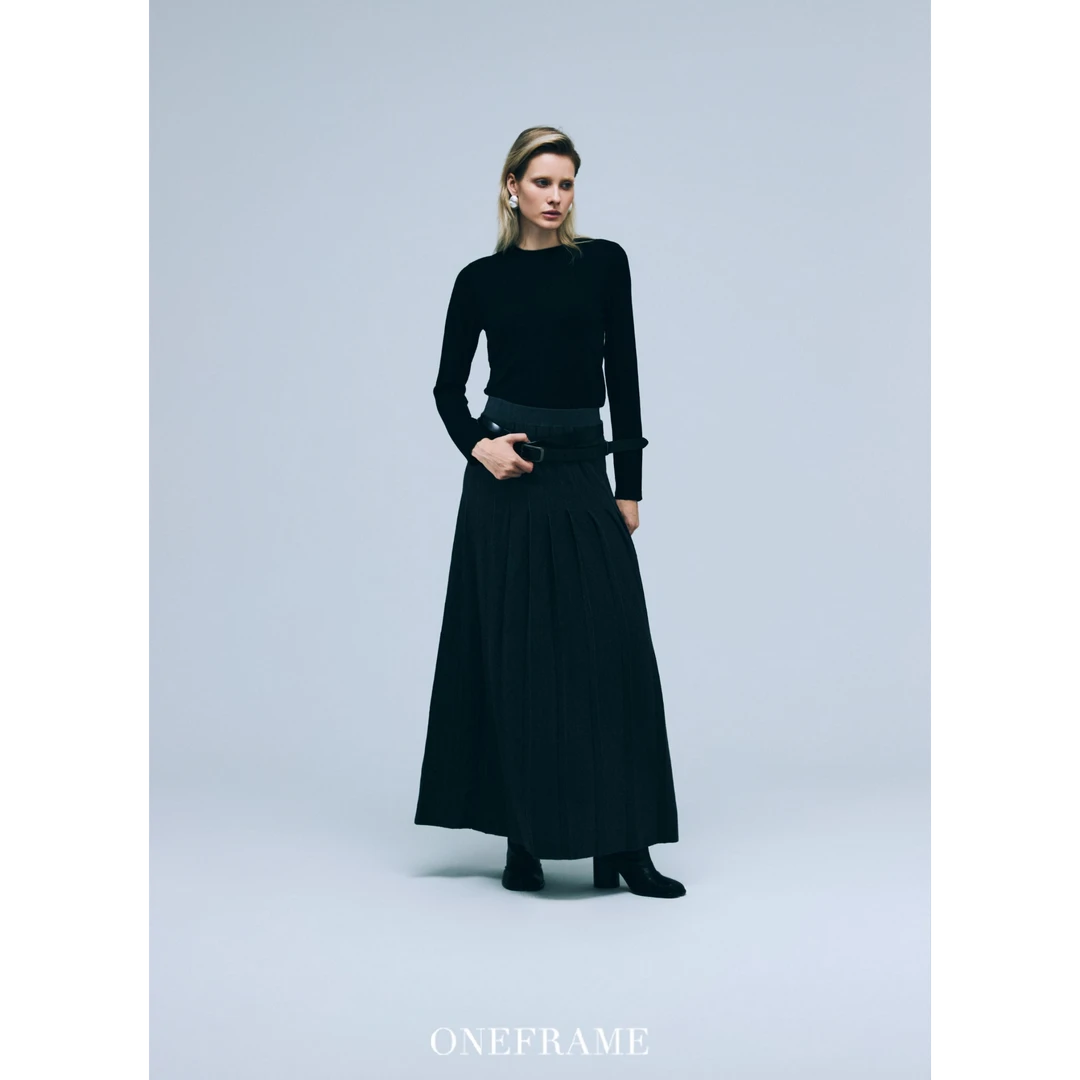 ONEFRAME 高级质感手工缝制压褶简约百搭纯色羊毛针织百褶裙秋冬