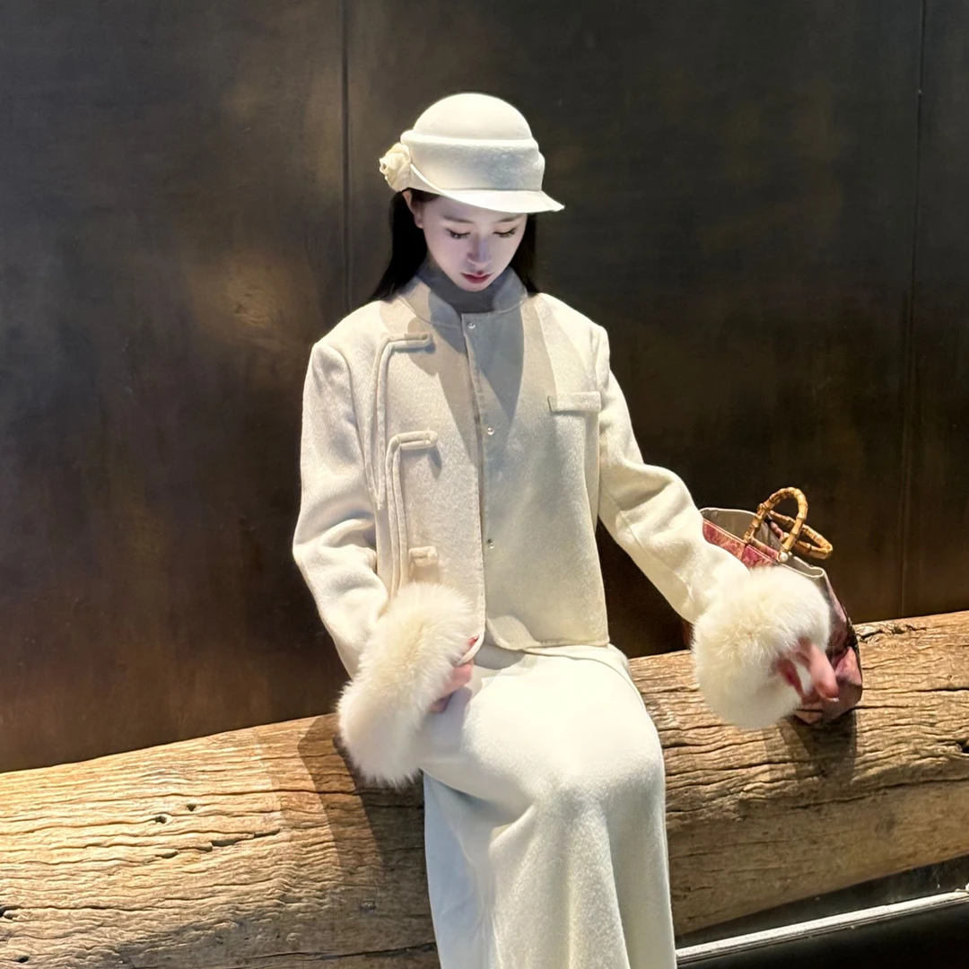 画报夫人原创自制新中式国风手工双面羊毛大衣白色短款外套