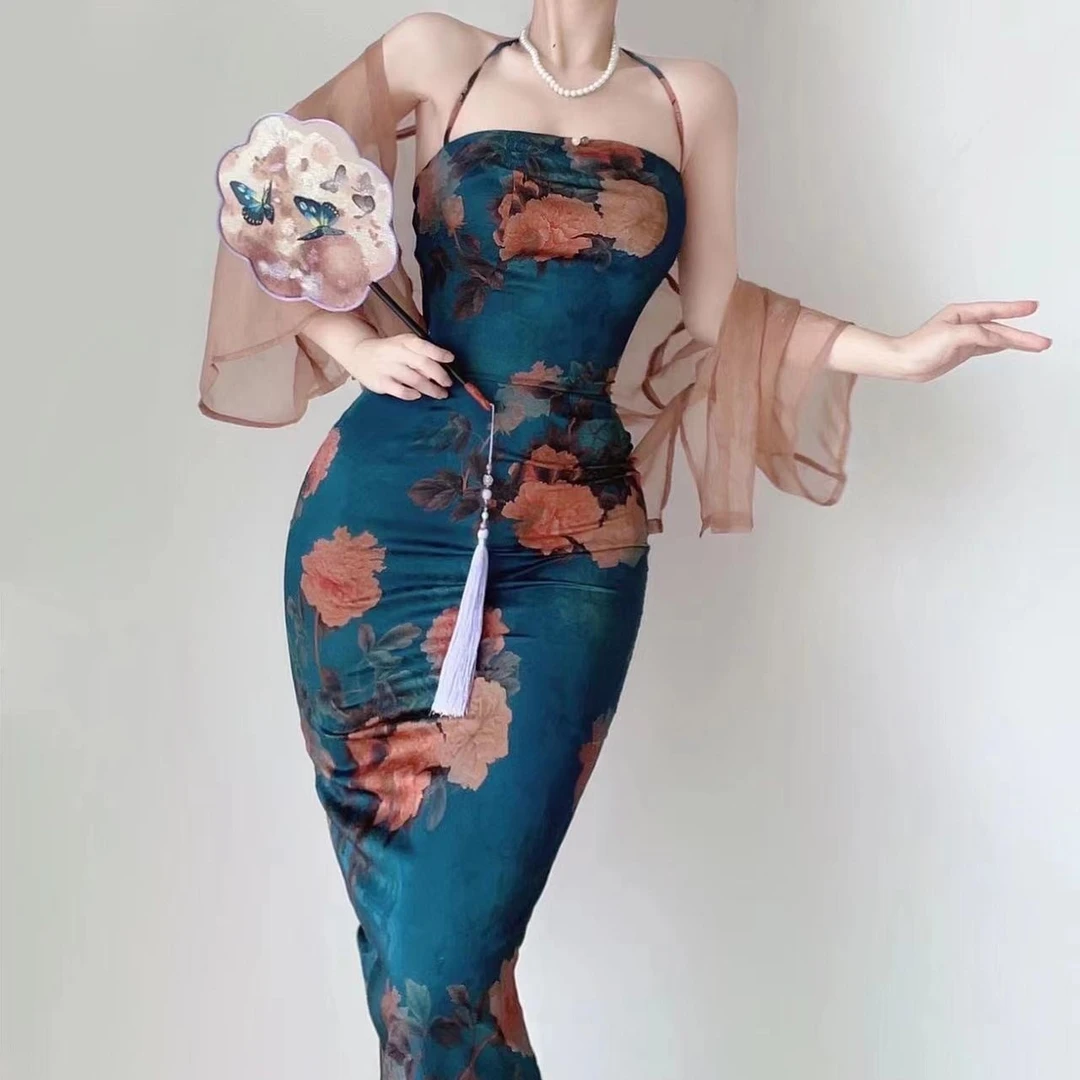 LHMknk1画报夫人原创自制新中式提花缎面挂脖蓝丝缎