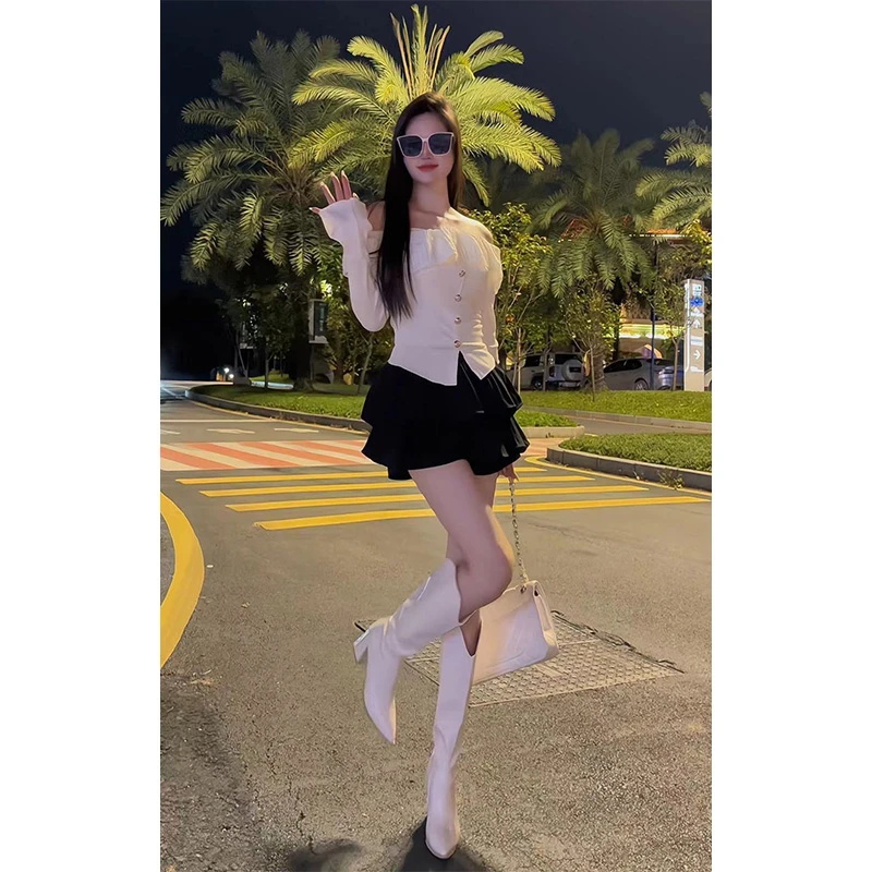 法式荷叶边一字肩喇叭袖设计感短款上衣黑色蓬松感蛋糕裙套装