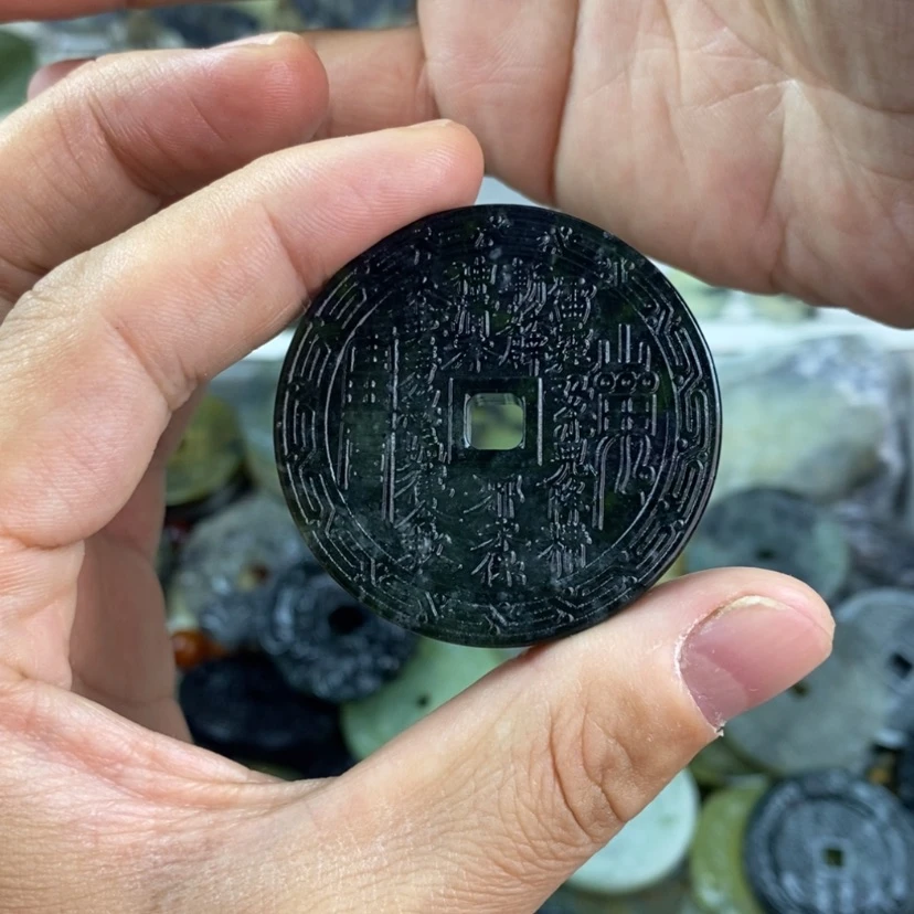 【闪购商品】岫玉颈饰未镶嵌岫玉山鬼花钱吊坠