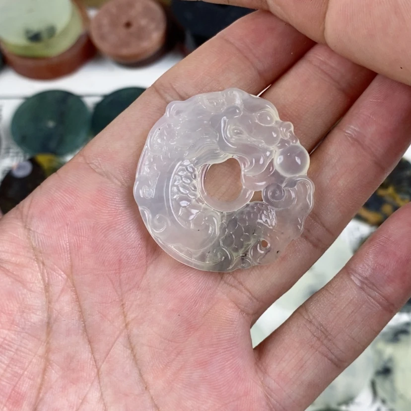 【闪购商品】岫玉颈饰未镶嵌岫玉龙鱼
